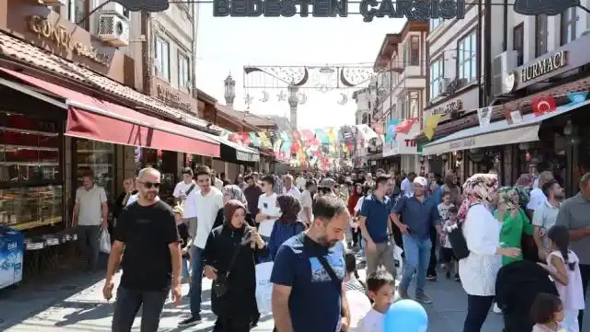 Konya'da Başkan Altay'dan esnafa teşekkür