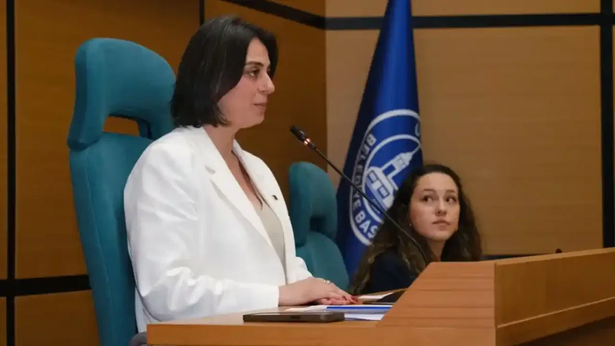 Üsküdar Belediyesi'ne operasyon! Belediye Başkanı gözaltında