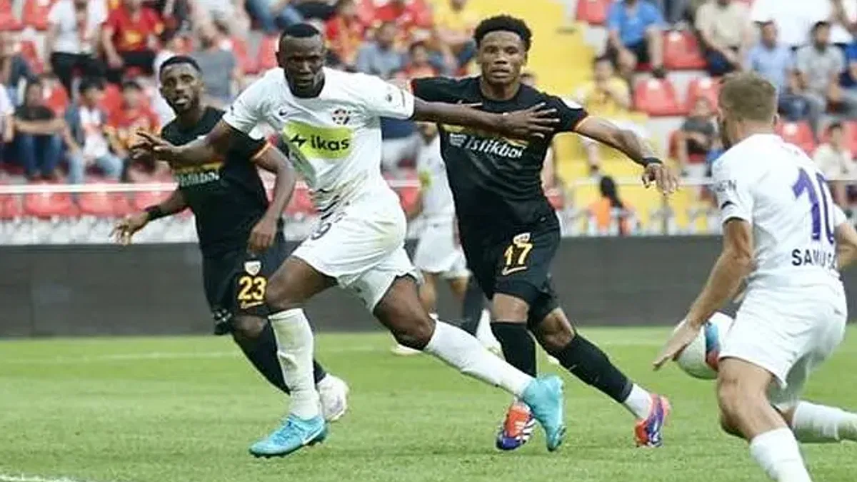 Bellona Kayserispor 2 - 2 ikas Eyüpspor (Maç Sonucu)