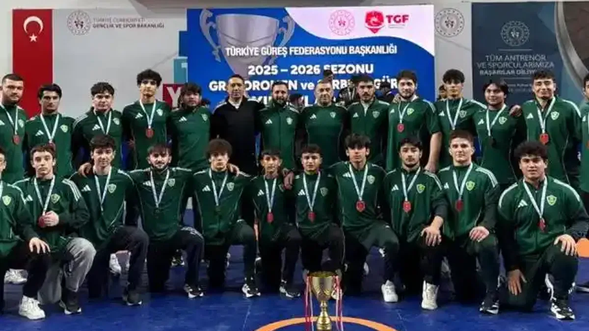 Konya Karataylı yıldız güreşçilerden Türkiye ikinciliği