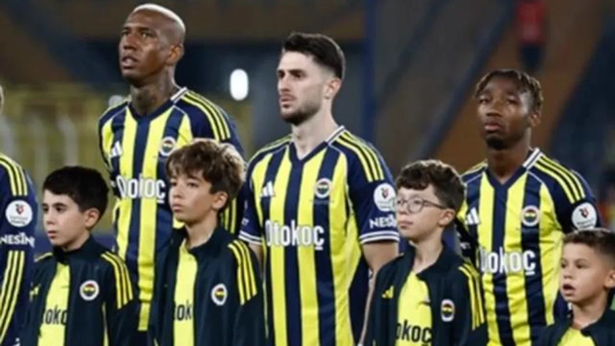 Fenerbahçeli futbolcular köşeyi dönecek