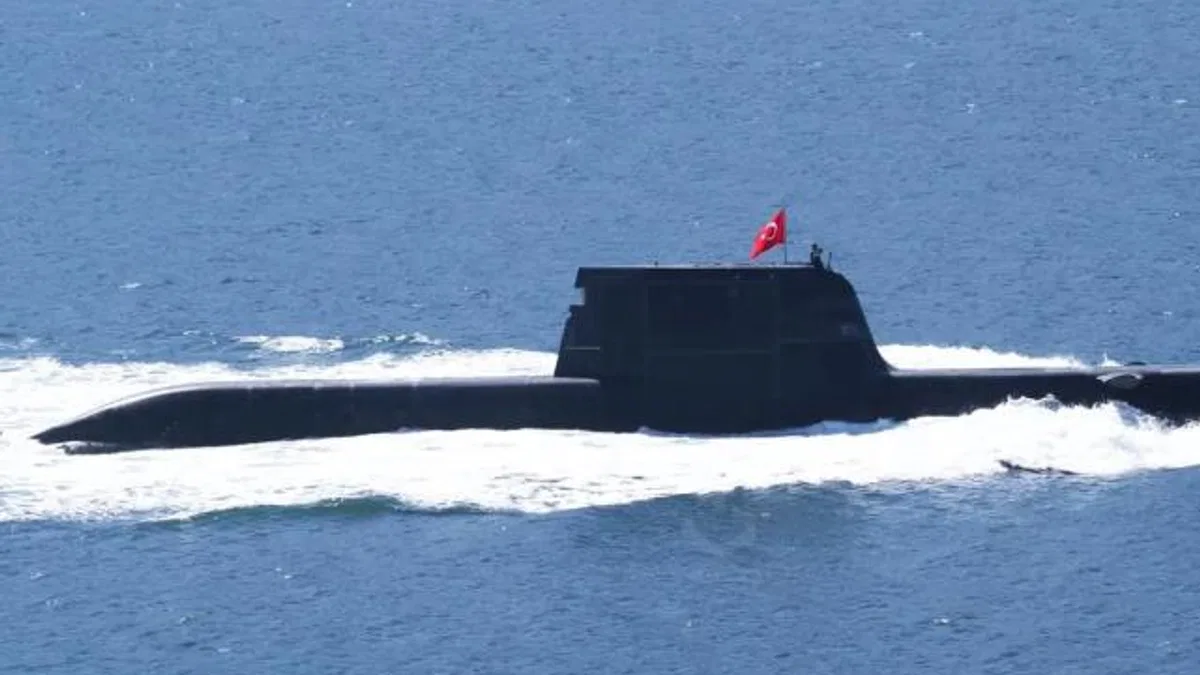 Savunma sanayi güçleniyor.. Yeni denizaltı ilk seferine çıktı