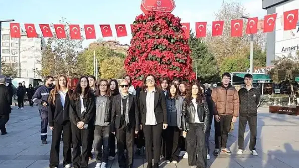 Kocaeli Ata'sını onun adını taşıyan çiçeklerle anıyor