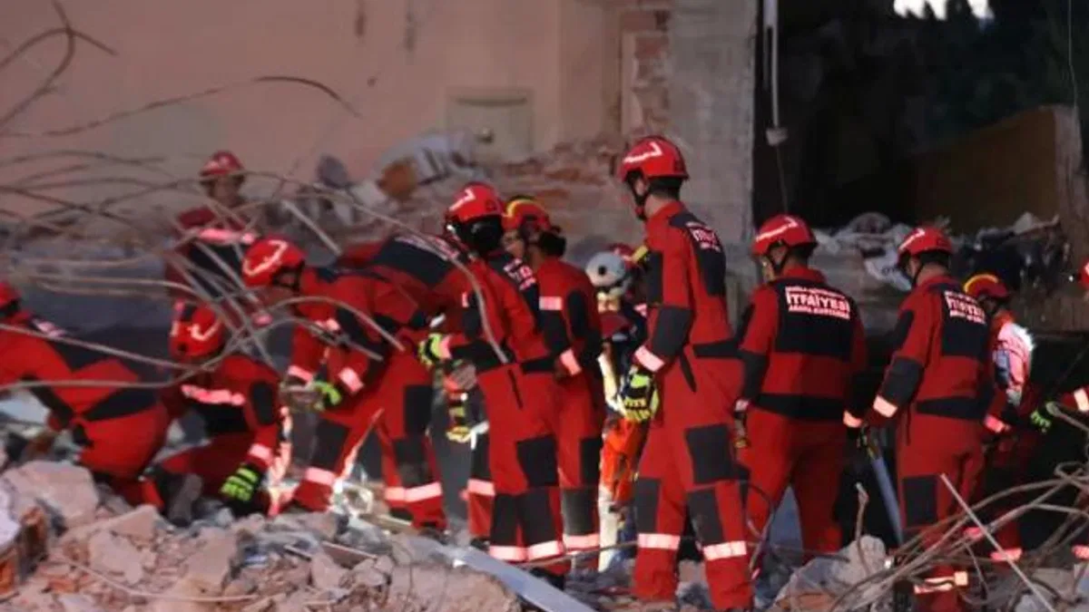 Muğla'da gerçeği aratmayan deprem tatbikatı