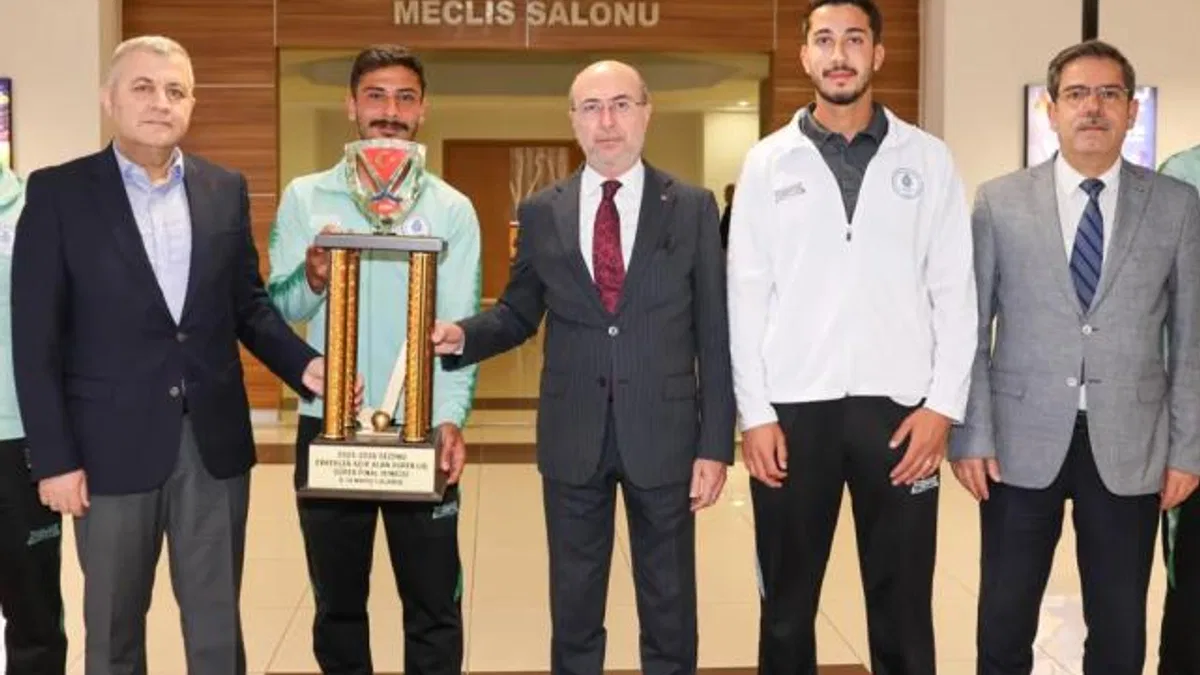 Selçuklu Belediyespor Hokey Takımı Avrupa yolunda