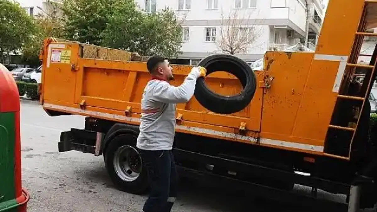 Karşıyaka'da çevre ve görüntü kirliliğine geçit yok