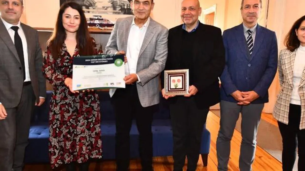 İzmir'e “En İyi 100 Hikaye Ödülü” sertifikası verildi