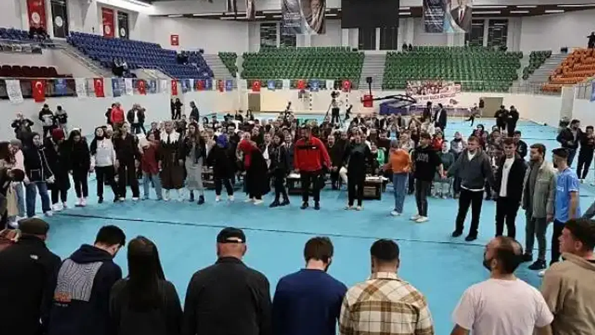 Gençlik şöleninde unutulmayacak bir akşam