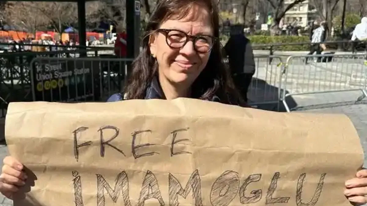 Türk Amerikan Toplumu New York'ta protesto etti!