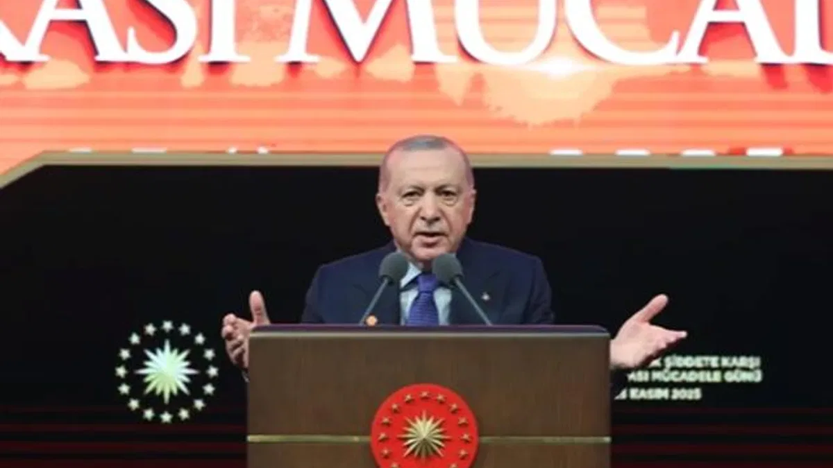Cumhurbaşkanı Erdoğan: Kadına yönelik şiddet, ailenin geleceğine vurulmuş bir darbedir