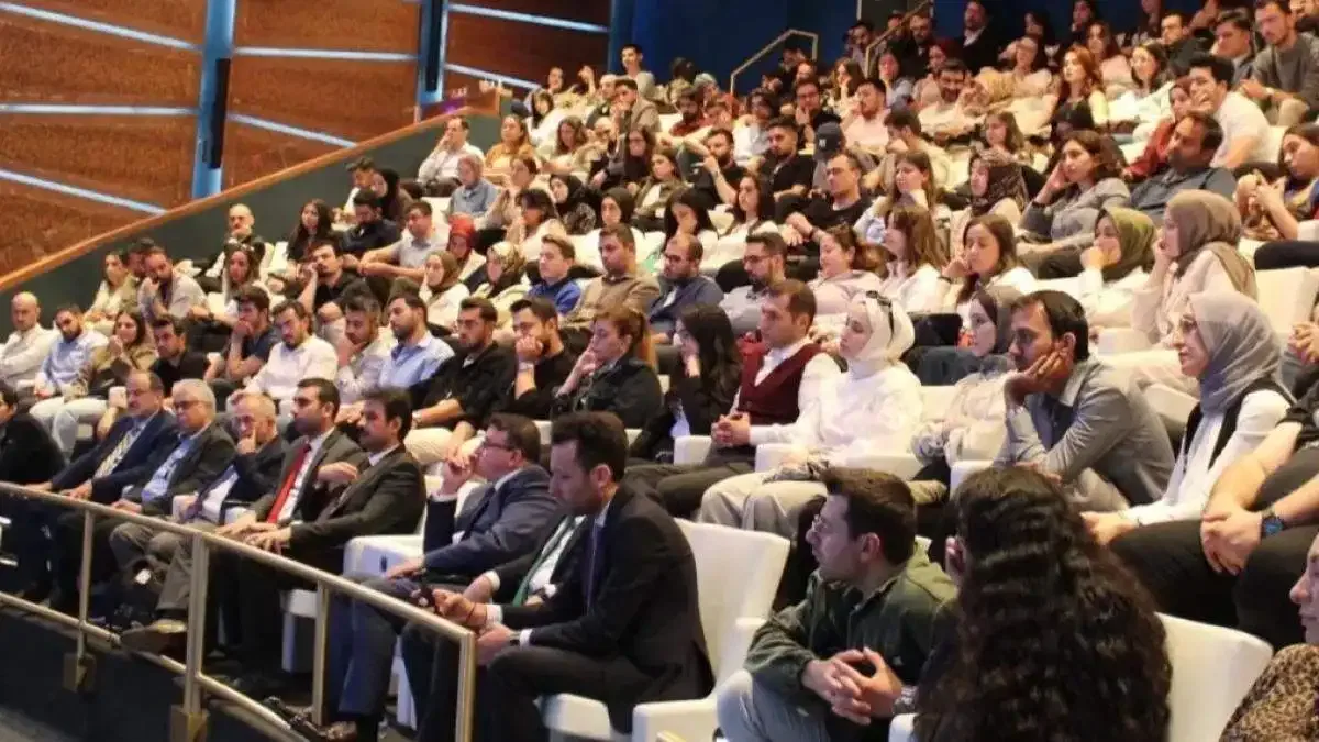 1416 bursiyerleri New York Türkevi'nde buluştu
