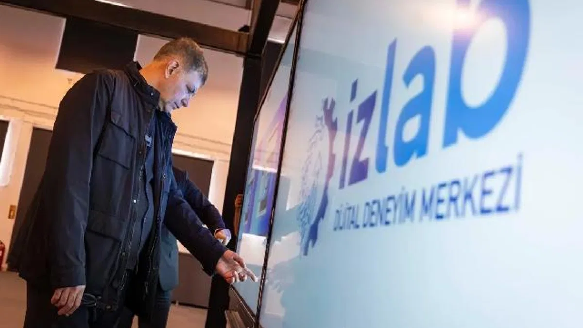 İzmir dijitalde vites yükseltti