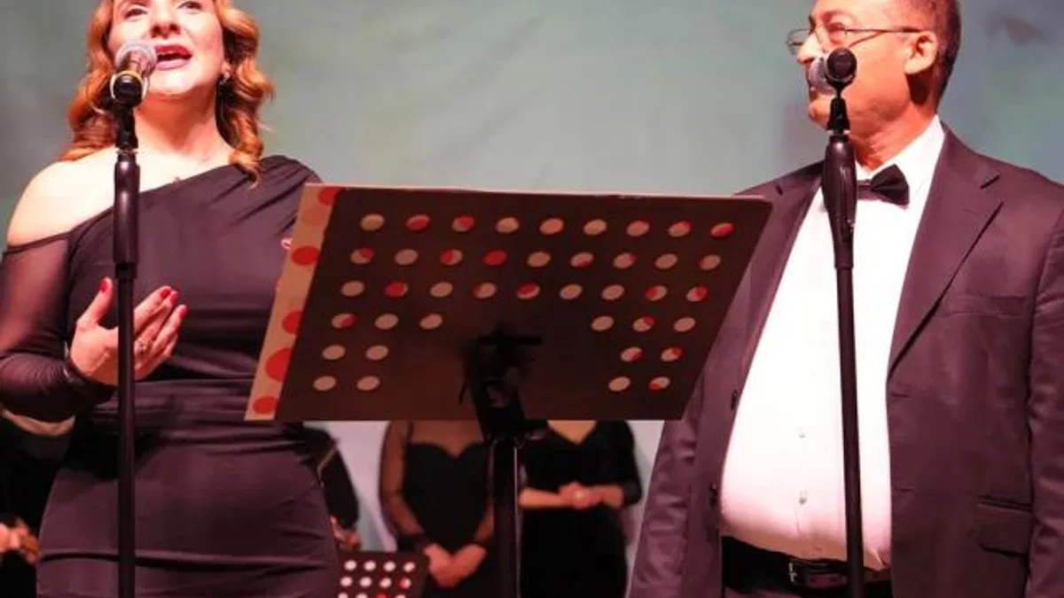 Zeki Müren sevilen şarkılarıyla anıldı