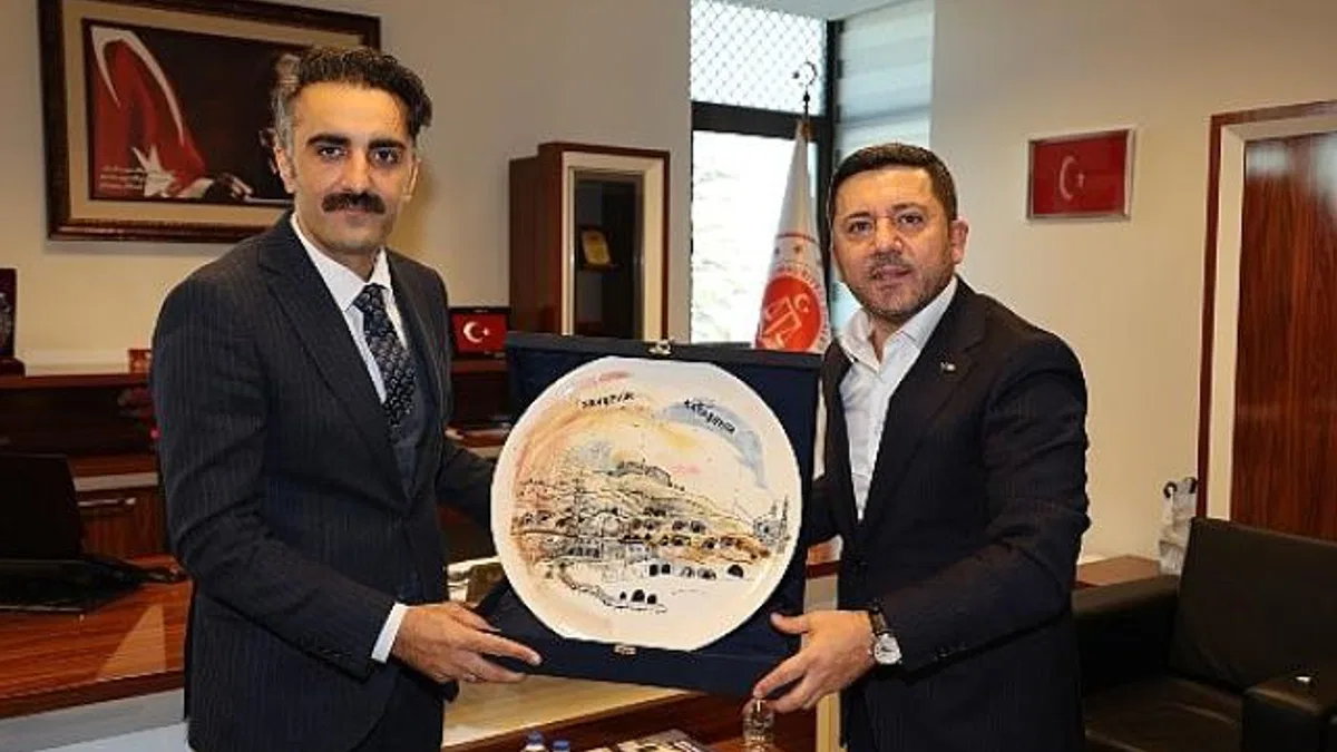 Nevşehir Belediye Başkanı Rasim Arı, Nevşehir Adliyesi'nde Adli Makamları ziyaret etti.