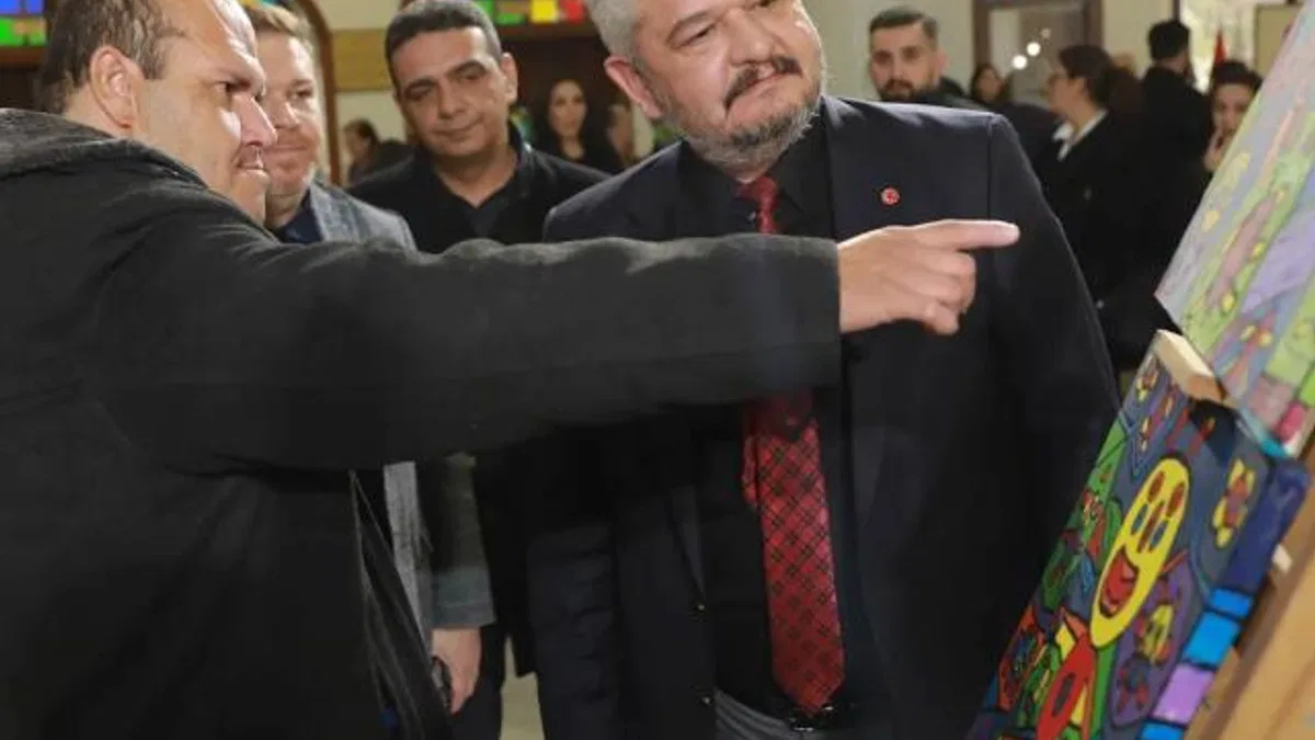 Ankara'da engel tanımayan resim sergisi
