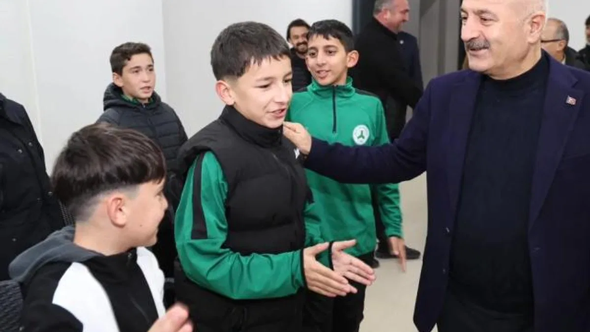 Başkan Zinnur Büyükgöz, Gebzeli genç sporcularla buluştu