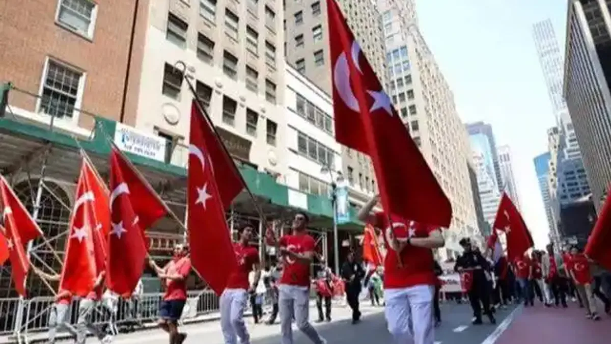New York’ta 43. Türk Günü Yürüyüşü hazırlığı