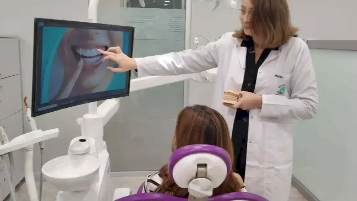 Diş hekimliği eğitimi teknoloji ve klinik deneyimle ilerliyor