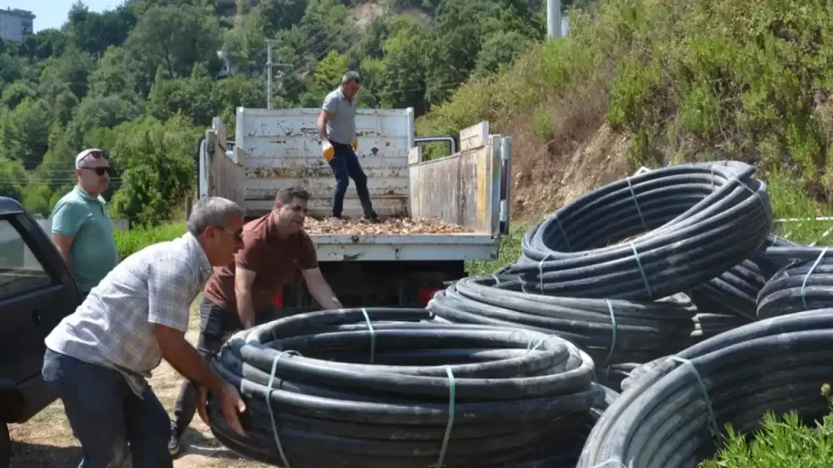 Antalya’da üreticiye sulama borusu desteği