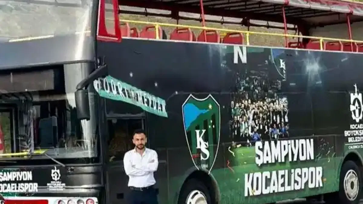 Kocaeli'de şampiyonluk otobüsü kutlamalara hazır