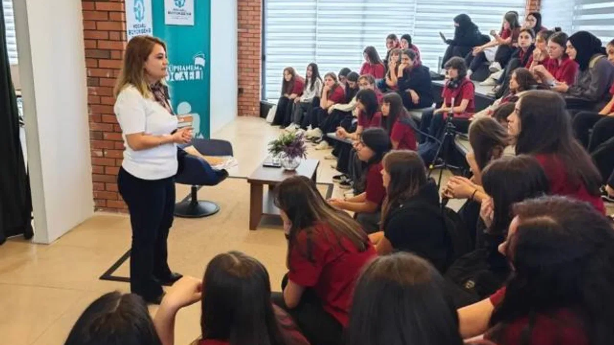 Kocaeli'de Kitap Fuarı öncesi kütüphane buluşmaları