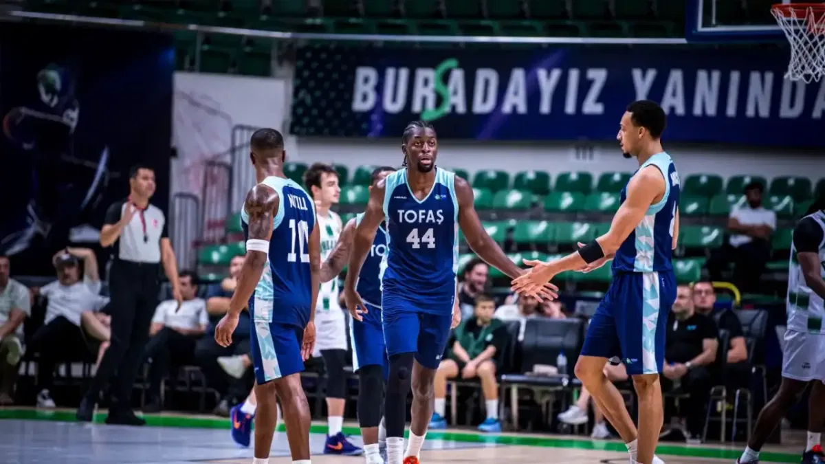Tofaş yeni sezona Bordo Bandırma maçıyla başlıyor