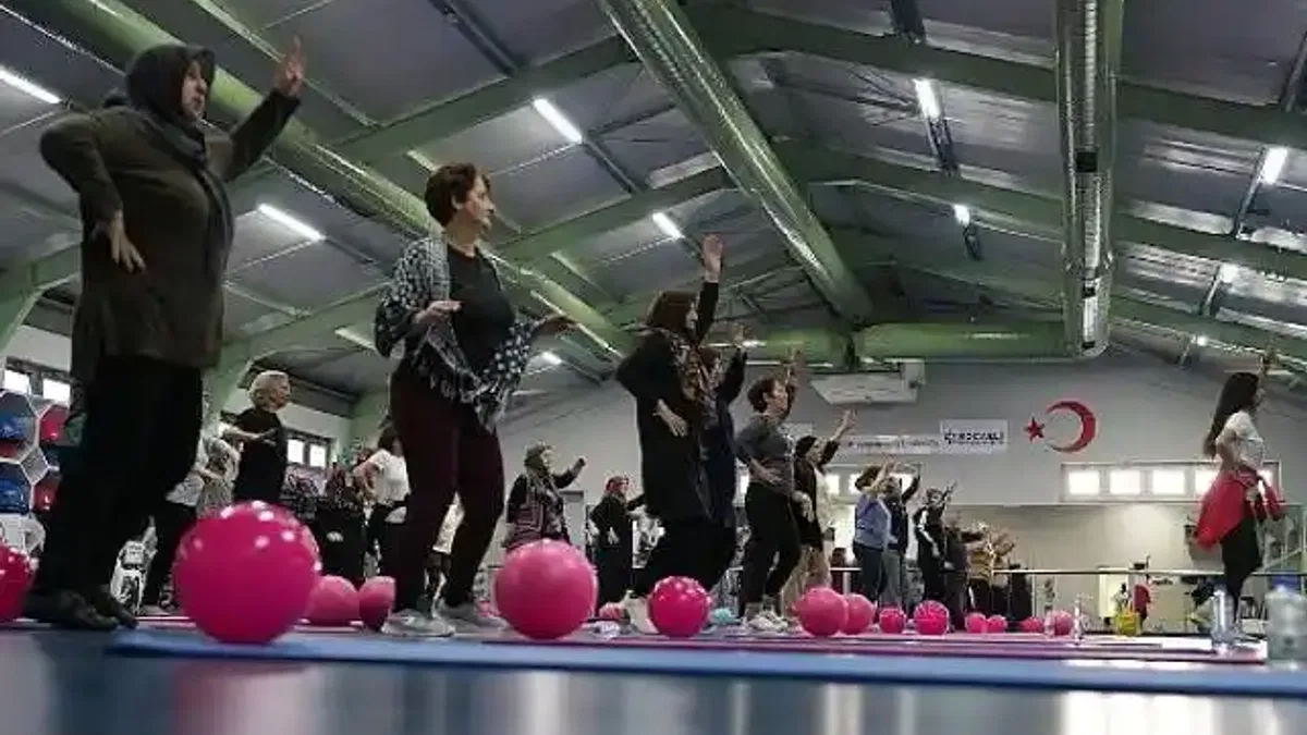 1 yılda 13.700 kg'lık kilo kaybı sağlandı