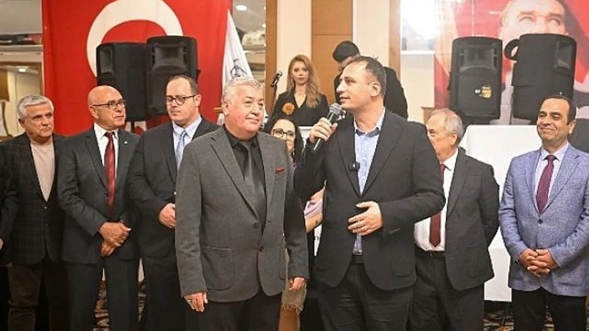 Başkan Eşki Bornova'daki Giritliler ile buluştu