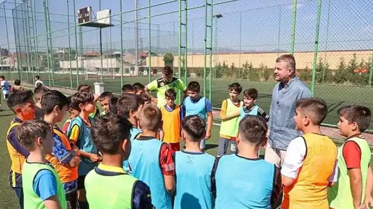 Buca'da kış futbol okulu için kayıtlar başladı