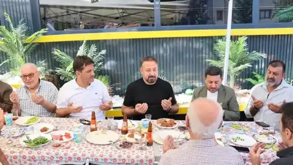 Rasim Arı'dan esnaf ziyaretleri