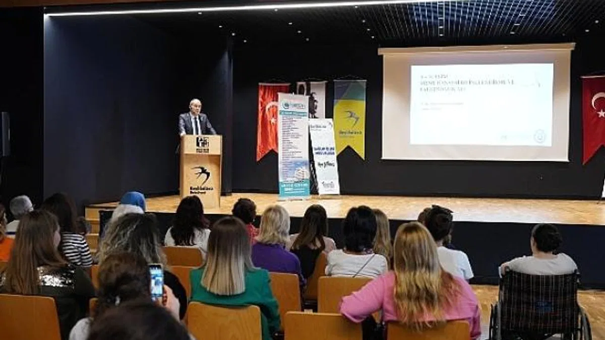 Beylikdüzü'nde Meme Kanseri Farkındalık Semineri