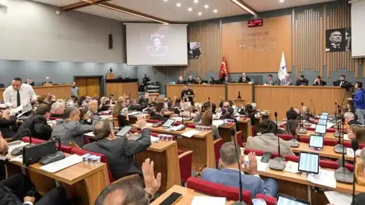 İzmir Büyükşehir'in 2026 bütçesi 110 milyar TL olarak öngörüldü