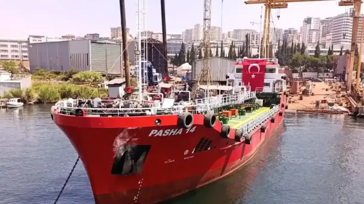 Yakıt barcı filosuna iki yeni gemi