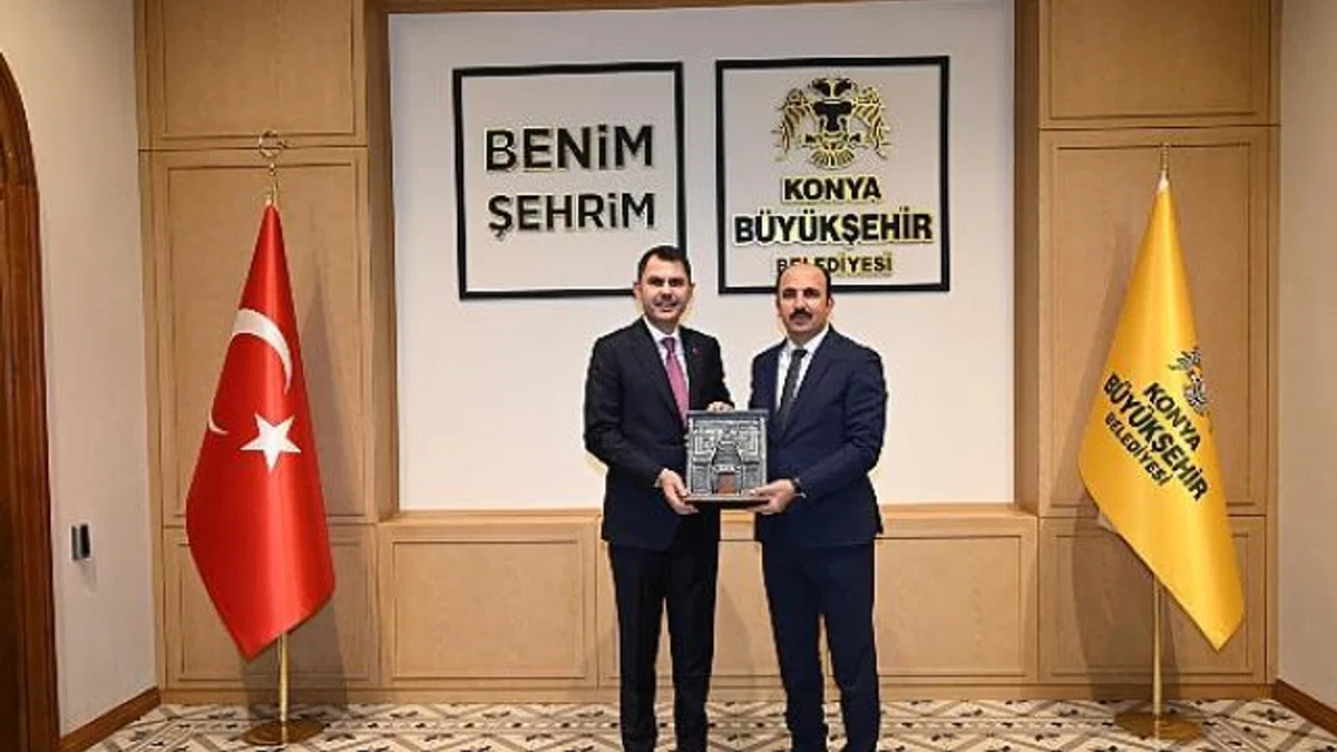 Çevre Şehircilik ve İklim Değişikliği Bakanı Kurum Başkan Altay'ı Ziyaret Etti