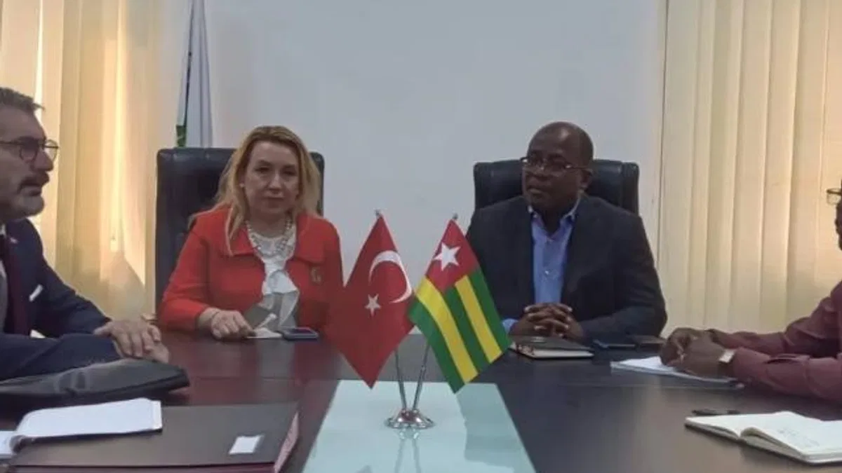 MEB'den Togo ve Senegal'e iş birliği ziyareti