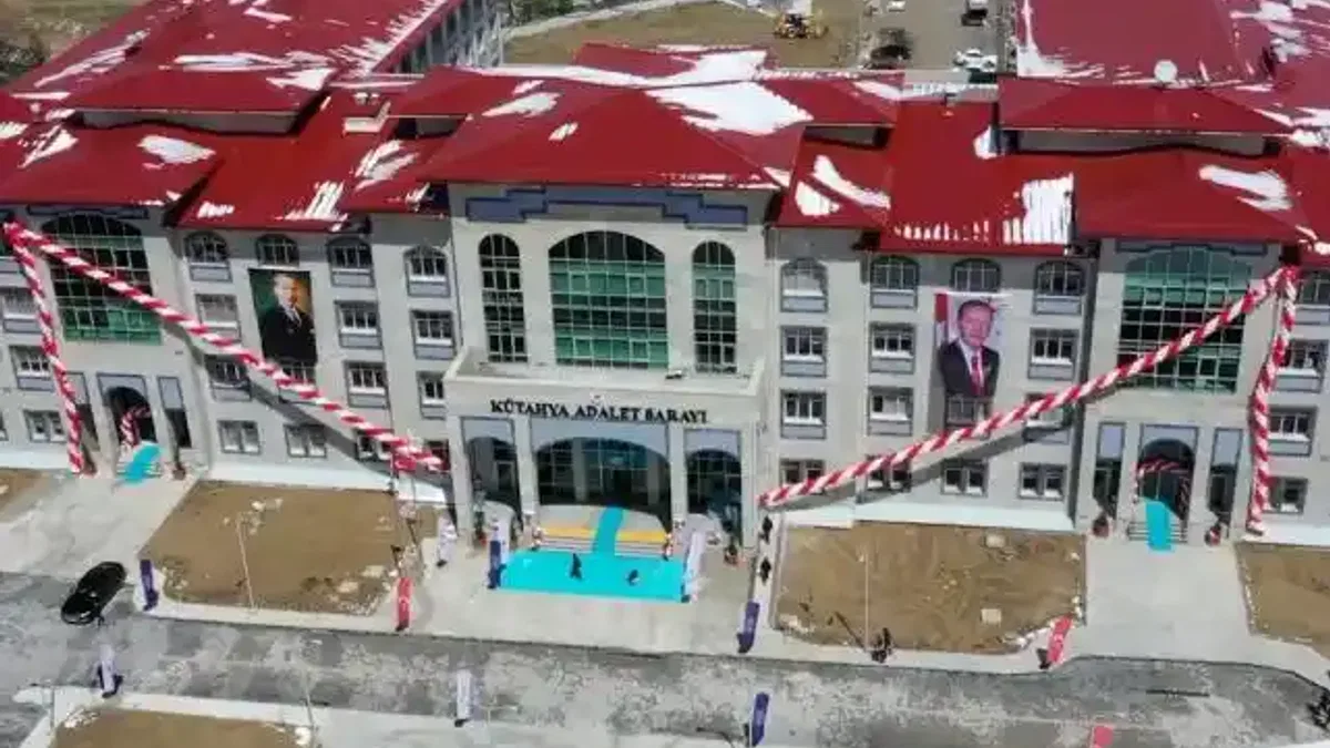 Kütahya’ya modern Adalet Binası... Açılışı Bakan Tunç yaptı