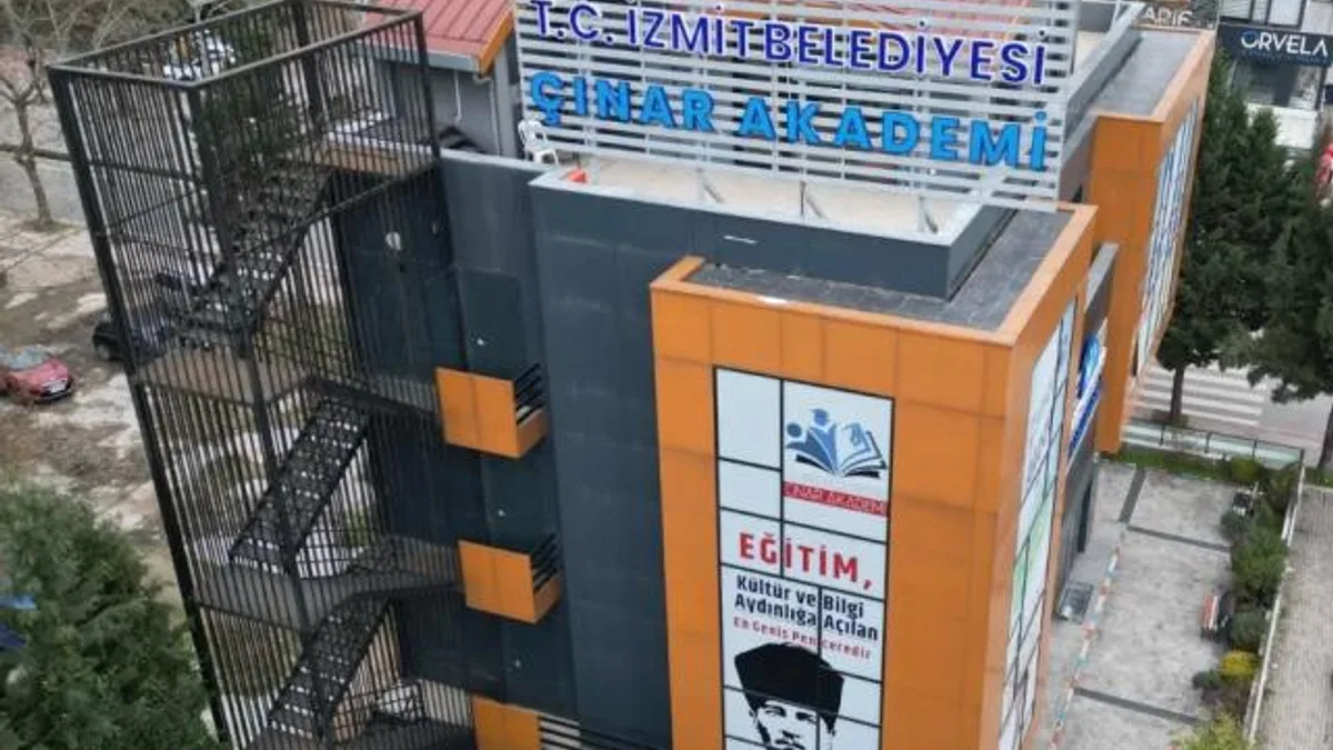 Çınar Akademi öğrencilerinden YKS’de üstün başarı