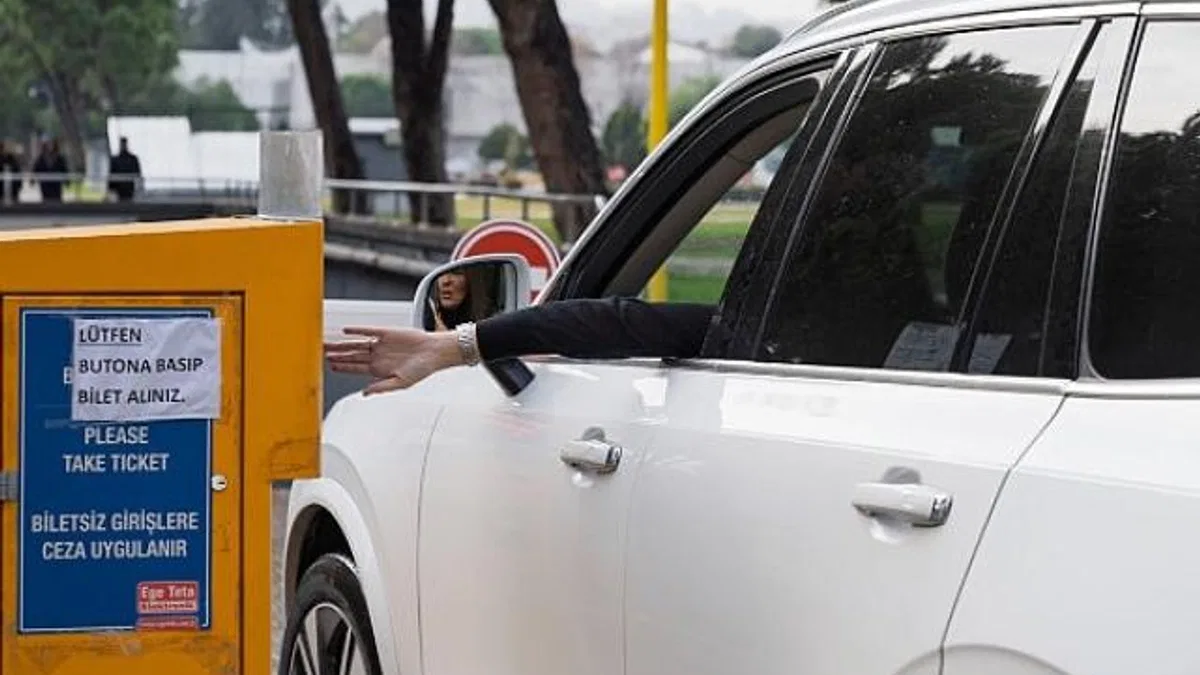 İZELMAN otoparklarına yeni yılda zam yok