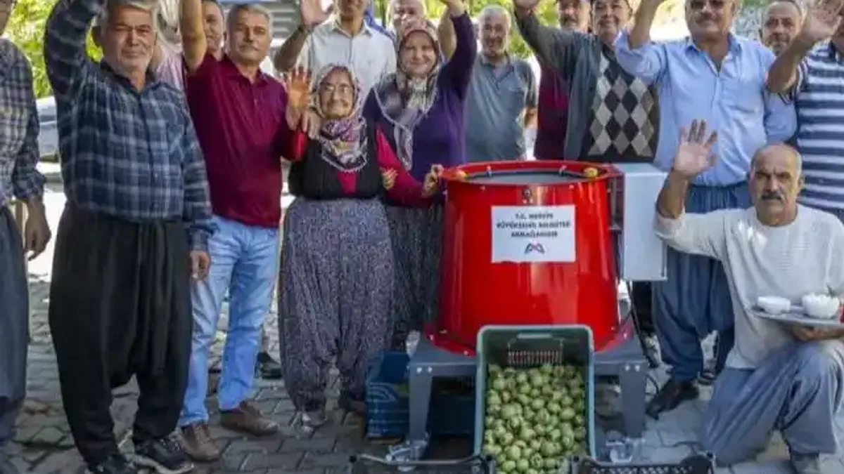 Mersin Büyükşehir’den üreticiye teknolojik destek