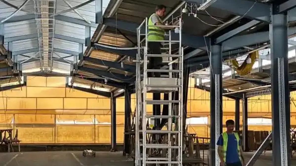 İstanbul Yeşilköy Pazarı’nda elektrik sorunu tarihe karıştı