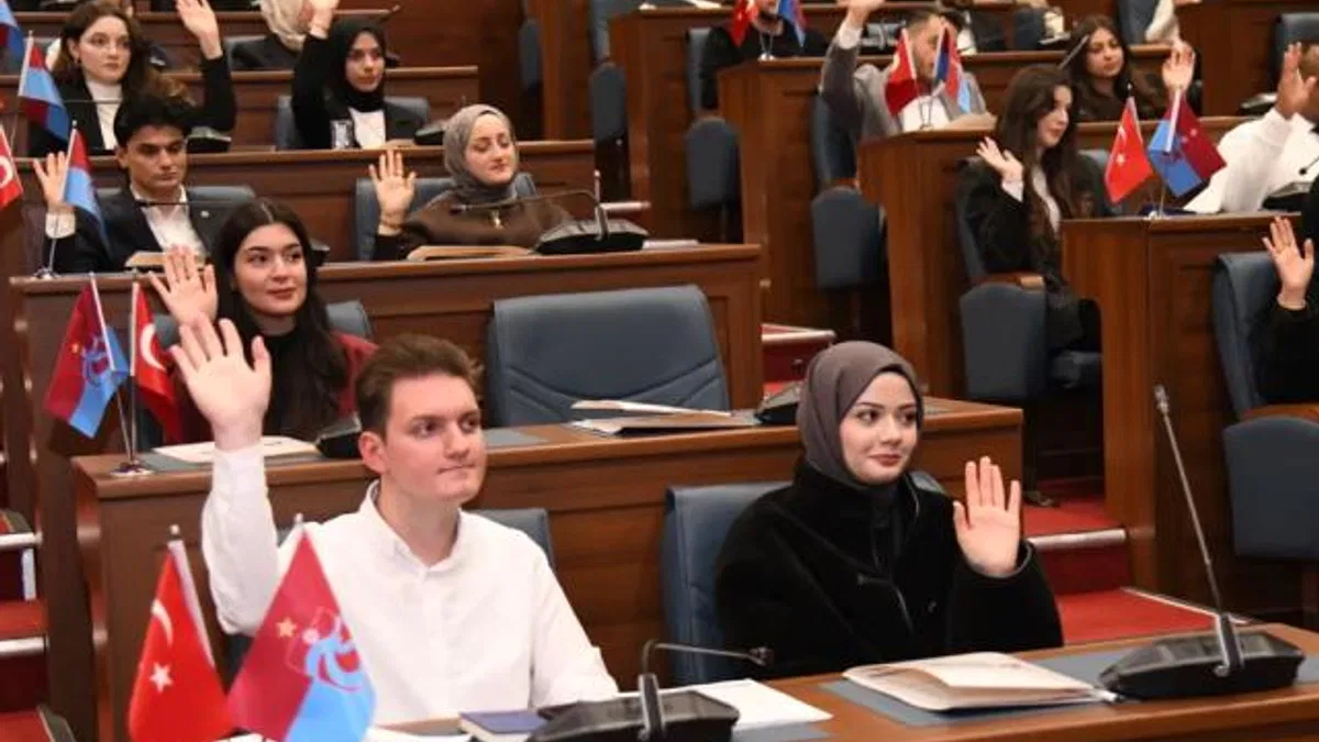Trabzon'da öğrencilere ulaşım ve sosyal tesis indirimi