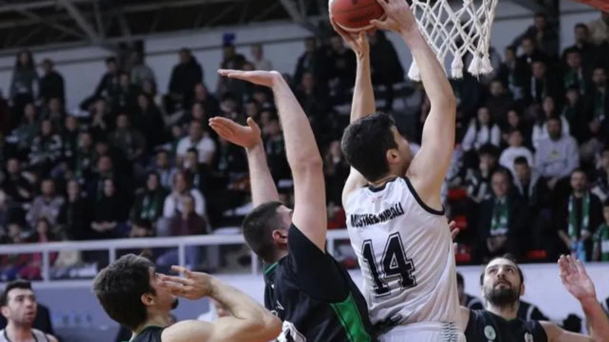 Sakarya'nın dev adamlarından iddialı Play-Off