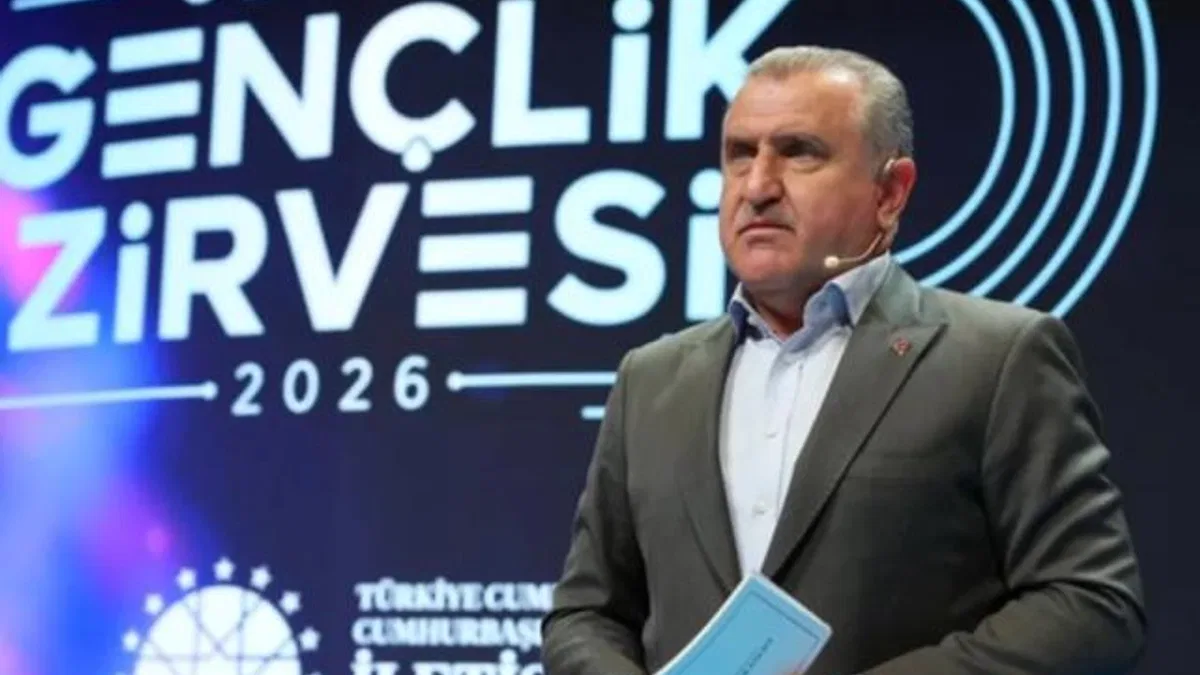 Bakan Bak’tan gençlere dezenformasyon uyarısı