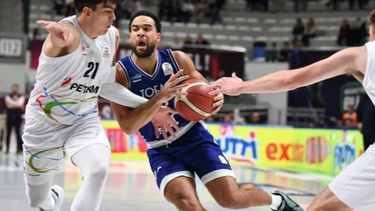 TOFAŞ üst üste 13. galibiyetini aldı