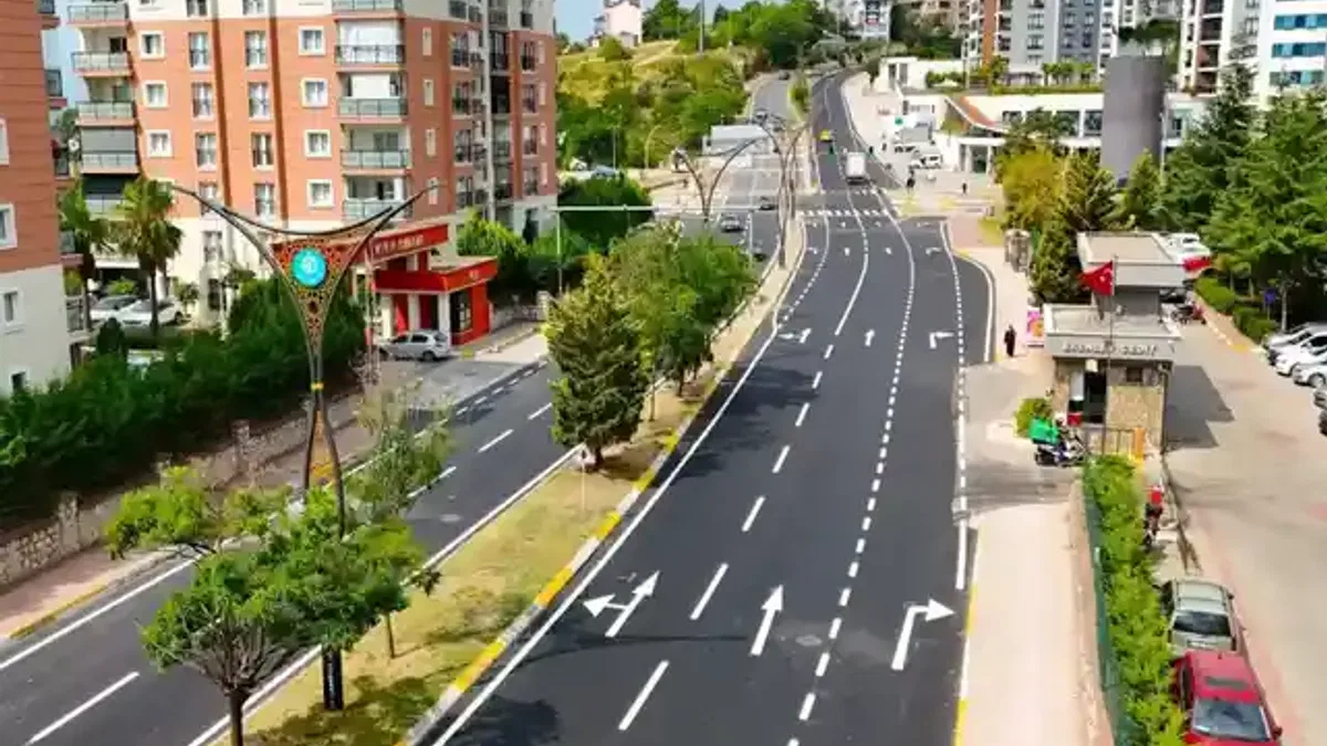 Kocaeli'de Santral Rampası yeniden çift yönlü trafiğe açıldı