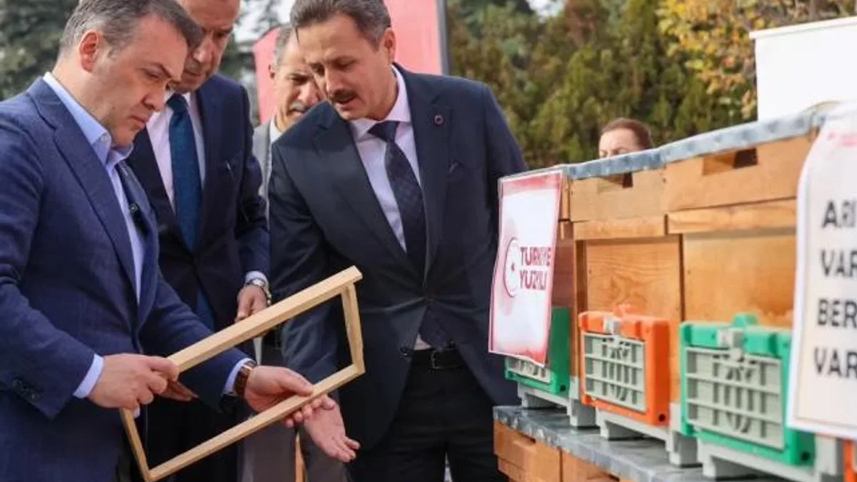 Bilecik'te arıcılara bin yeni kovan dağıtıldı