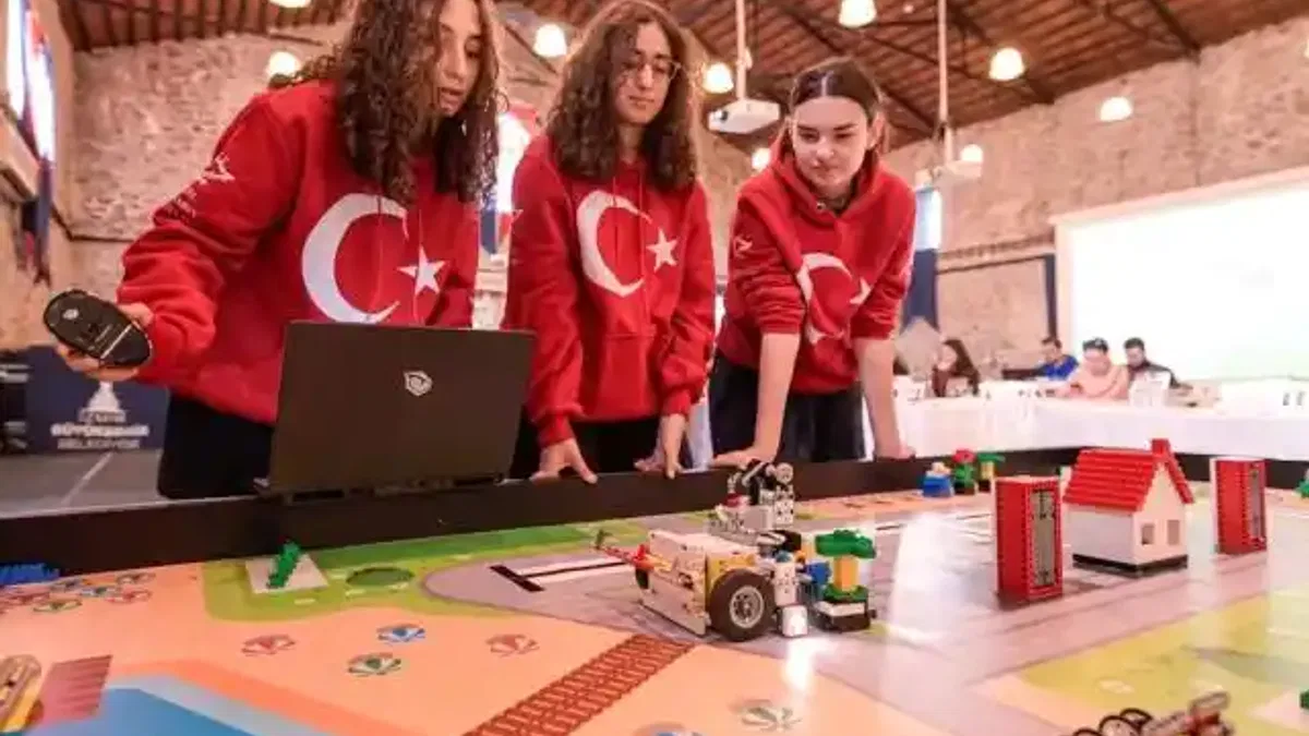 Dünya Robot Olimpiyatları İzmir'de başlıyor