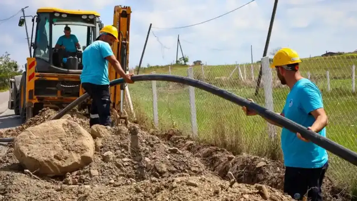 Sakarya Topçu Mahallesi’nin içme suyu hattı yenileniyor