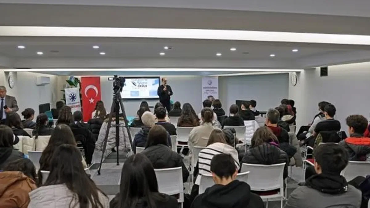Kayseri Talas'ta Yazar Okulu'na büyük ilgi