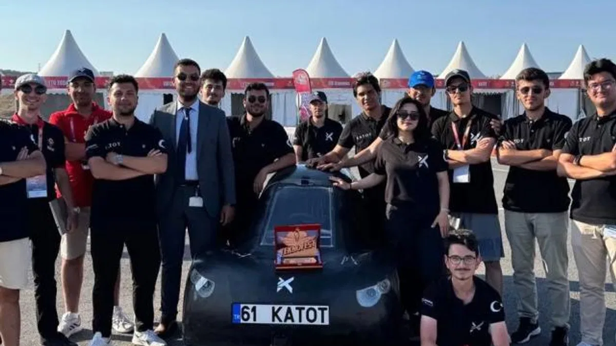 TEKNOFEST 2025’te KTÜ’ye 'Özgün Yazılım' ödülü